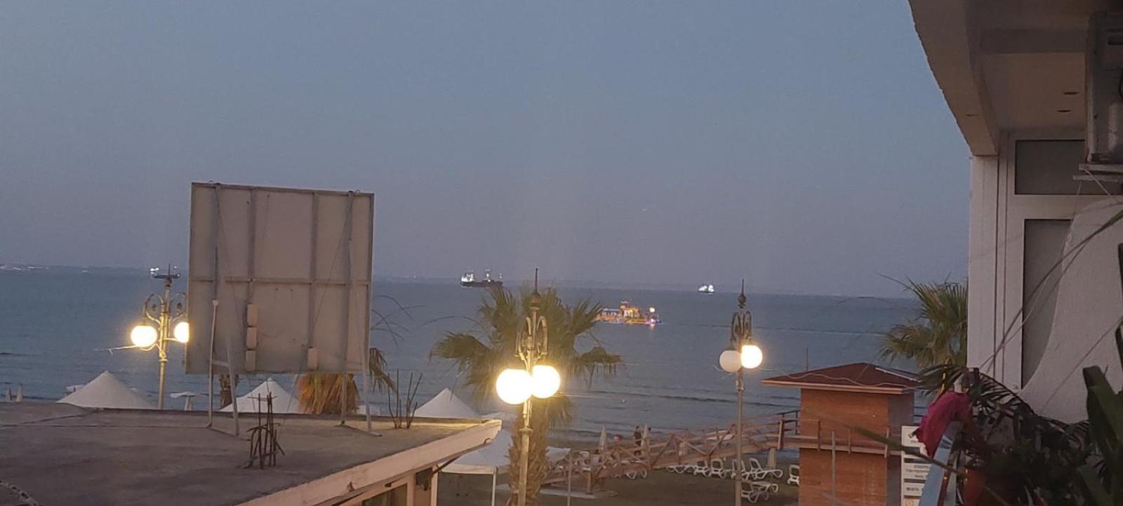 Paradise By The Sea Larnaca Exterior photo